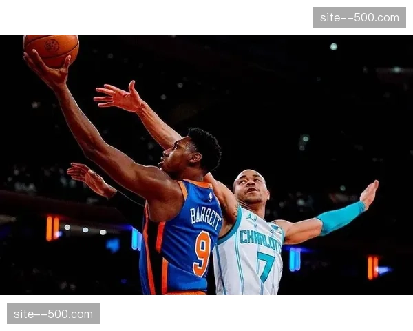 布伦森兰德尔组合驱动尼克斯 其挡拆后中投为主要武器 布伦森兰德尔组合驱动尼克斯 其挡拆后中投为主要武器