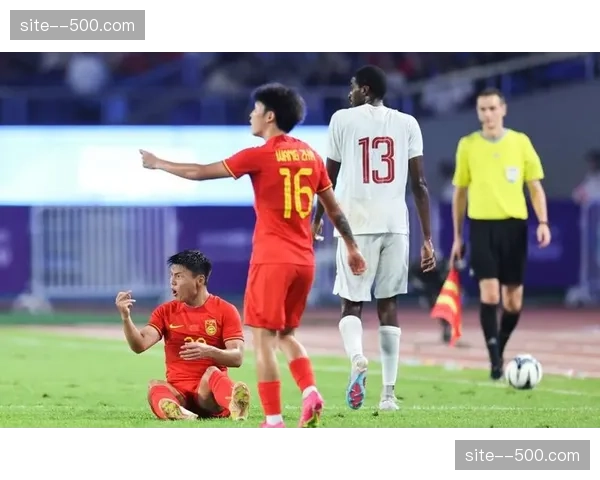 库巴西防守位置感与协防 年轻中卫战术执行力出色